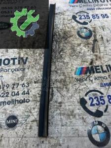 BMW E87 E90 ÇIKMA ÖN PANEL ÜST FİTİL 7134102