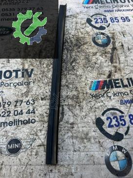 BMW 3 Serisi Kapı Lastiği çıkma parça