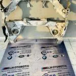 BMW E90 ÇIKMA BENZİNLİ ÖN TRAVERS