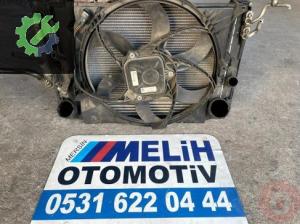 BMW E90 E87 320D ÇIKMA RADYATÖR SETİ 9229021 7588974