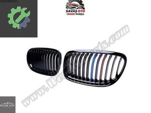 BMW E90 LCİ ÖN PANJUR IZGARA M RENKLİ 2008 2009 2010 2011