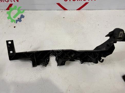 BMW 3 Serisi Far Braketi 51647138402 çıkma parça