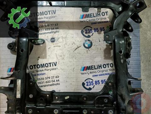 BMW 5 Serisi Travers 6777247 çıkma parça