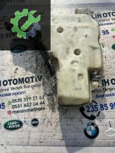 BMW E92 ÇIKMA SİLECEK SU DEPOSU 7157144 7157146