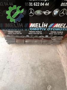 BMW F10 ÇIKMA ÖN TAMPON ORTA IZGARASI 7331724