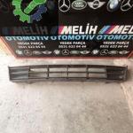 BMW F10 ÇIKMA ÖN TAMPON ORTA IZGARASI 7331724