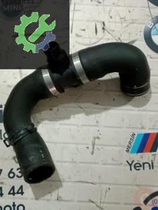 BMW F10 ÇIKMA RADYATÖRÜ HORTUMU 7603511