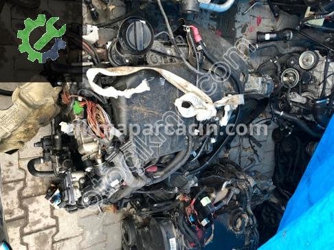 BMW X3 Motor Takozu çıkma parça