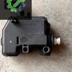 BMW F20 F30 ÇIKMA DEPO KAPAĞI KİLİT MOTORU 7270792