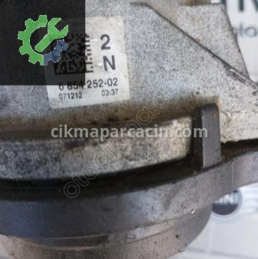BMW 3 Serisi Motor Takozu & Kulağı 6854252 çıkma parça