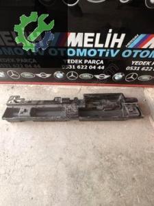 BMW F30 ÇIKMA SOL ORTA MARŞPİYEL BRAKETİ 7256917