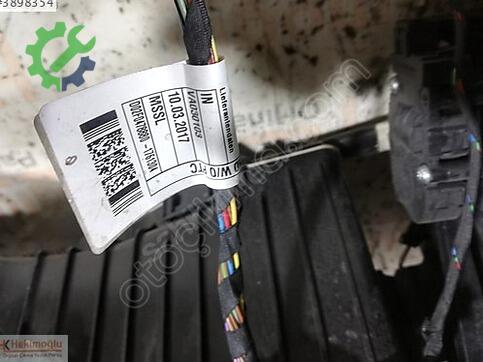 BMW 3 Serisi 9229489 çıkma parça