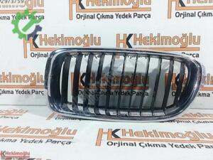 BMW F30 KROM SİYAH PANJUR 51137255411 51137263481 51137263479