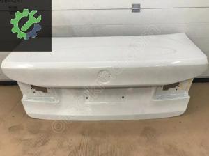 BMW G30 ÇIKMA BEYAZ BAGAJ KAPAĞI