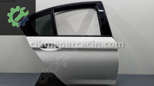 BMW 5 Serisi Sağ Arka Kapı çıkma parça