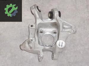 BMW G30 ÇIKMA SAĞ ARKA TAŞIYICI 6866336