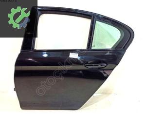 BMW G30 ÇIKMA SİYAH SOL ARKA KAPI