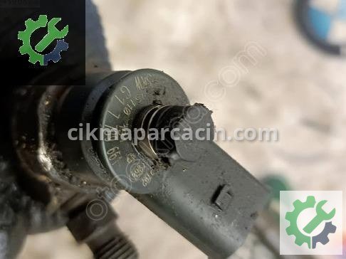 BMW 3 Serisi Enjektör 7789661 çıkma parça