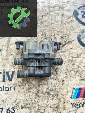 BMW X5 Kalorifer Musluğu 8374995 çıkma parça