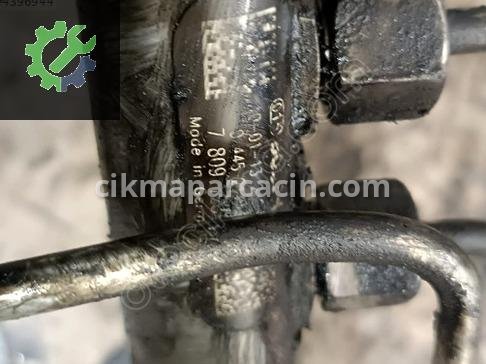 BMW 3 Serisi Enjektör 7809128 çıkma parça