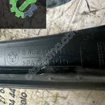 BMW X5 ÇIKMA ÖN SAĞ SOL KAPI CAM ÇERÇEVESİ 8402507 8402508