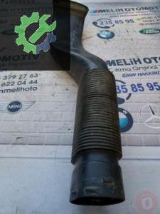 BMW X5 E70 3.0D ÇIKMA TEMİZ HAVA BORUSU 7798341