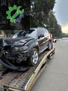 BMW X5 sunrooflu kesme tavan siyah renk hatasız orijinal