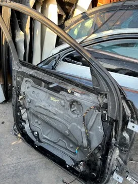 BMW 3 Serisi Sol Kapı çıkma parça