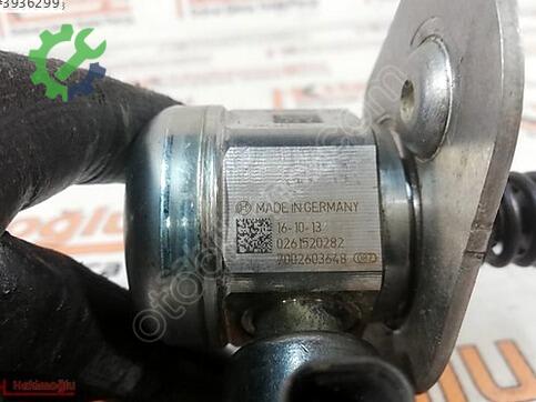 BMW 3 Serisi POMPASI13518604229 çıkma parça