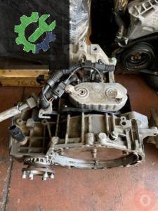 Bora golf 1.6 çıkma otomatik Şanzuman fdh aklçıkma şanzuman