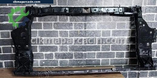 Renault R5 Ön Panel çıkma parça