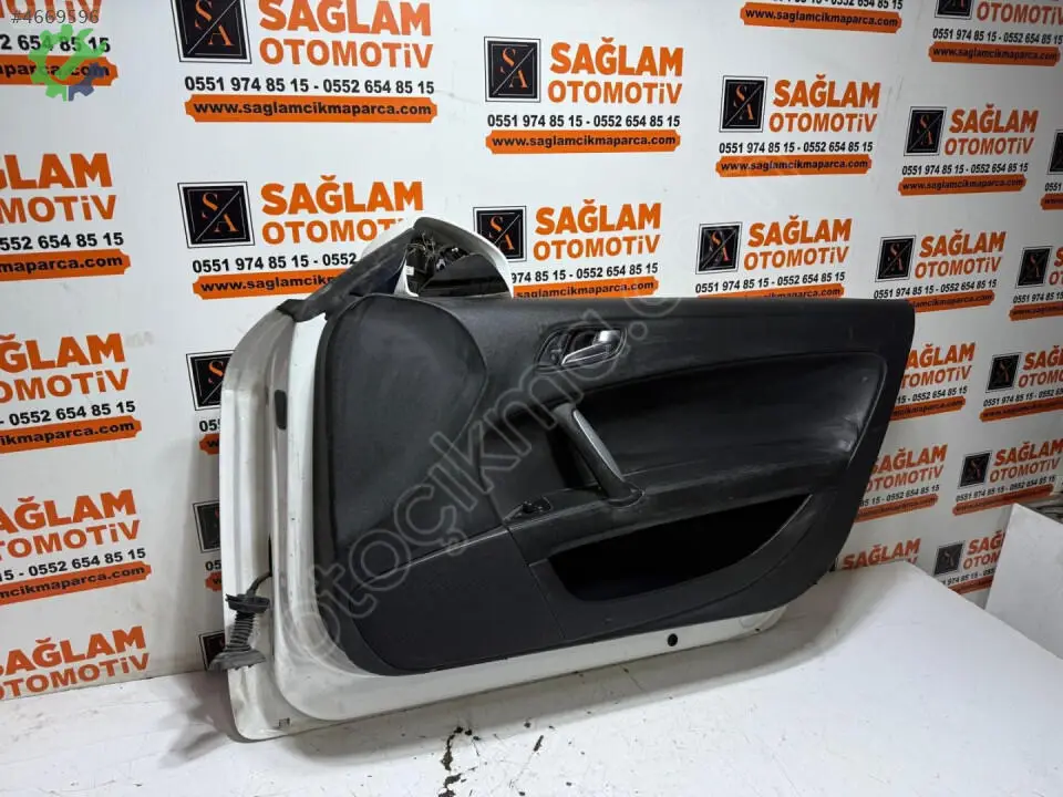 Audi TT Sağ Ön Kapı çıkma parça