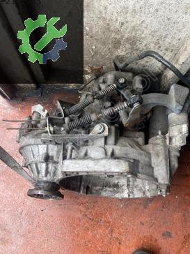 Volkswagen Caddy Şanzıman Komple çıkma parça
