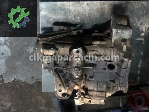 Volkswagen Caddy Şanzıman Komple çıkma parça