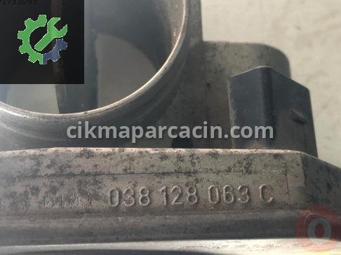 Volkswagen Caddy Gaz Kelebeği 038128063C çıkma parça