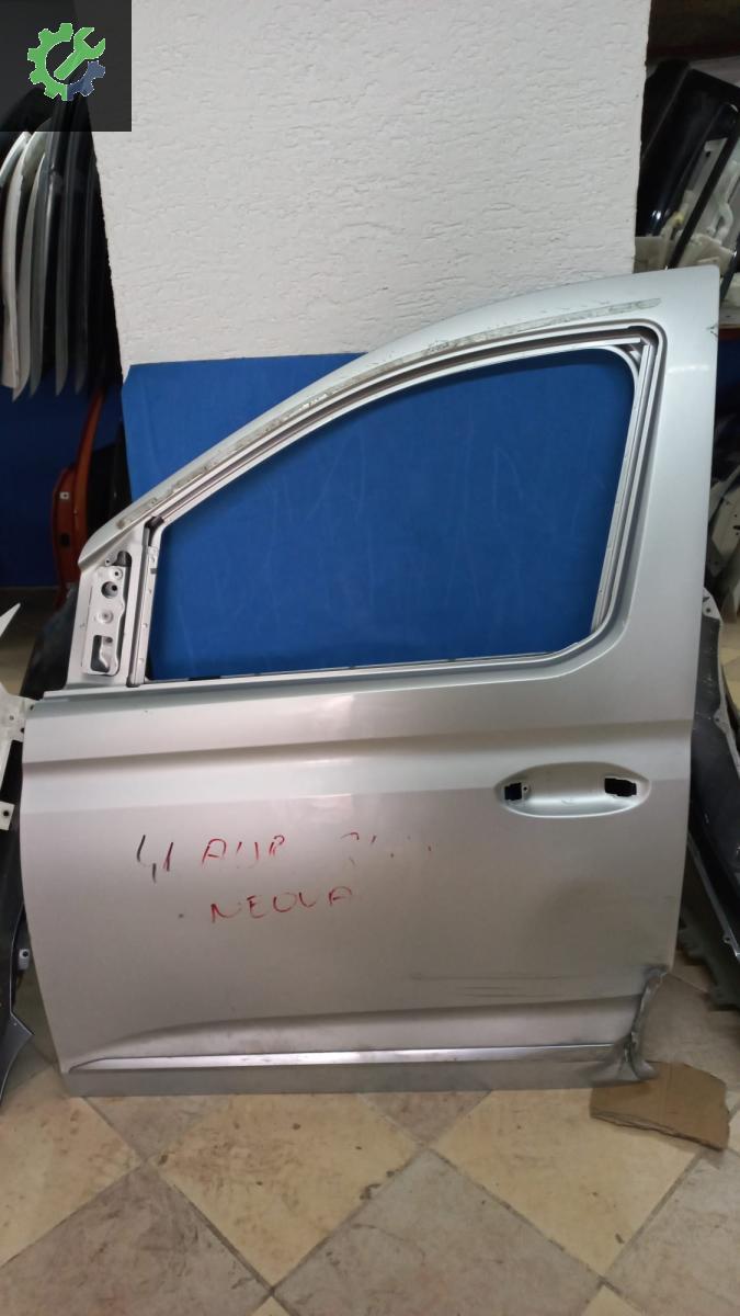 Volkswagen Caddy Sağ Ön Kapı çıkma parça