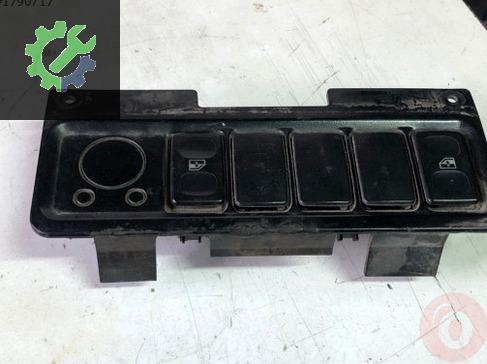 Caddy Polo cordaba Ibiza cam düğmesi 6K0857061
