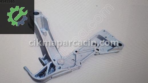 Volkswagen Caddy Radyatör Traversi çıkma parça