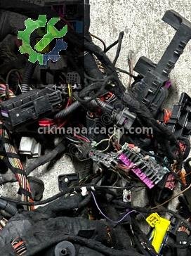 Volkswagen Caravelle Elektrik Tesisatı çıkma parça