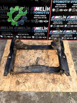Jeep Cherokee Travers 52129390AB çıkma parça
