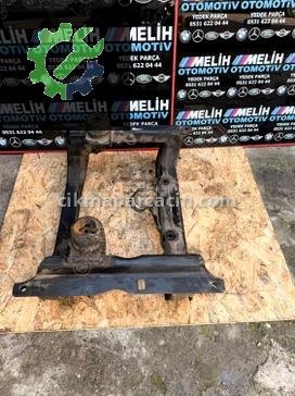 Jeep Cherokee Travers 52129390AB çıkma parça