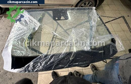 Chery Tiggo Ön Cam çıkma parça