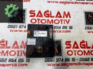 ÇIKMA AUDİ A4-A5-Q5 KONFOR BEYNİ 8K0907063DG