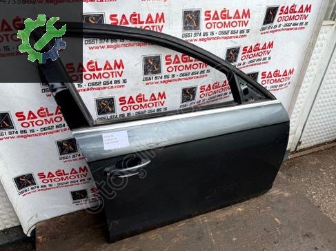 ÇIKMA AUDİ A4 B8 SAĞ ÖN KAPI