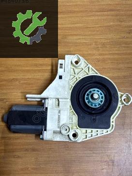 ÇIKMA AUDİ A4 SOL ARKA CAM MOTORU 8K0959811A