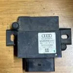 ÇIKMA AUDİ A4 YAKIT POMPA KONTROL ÜNİTESİ 4G0906093H