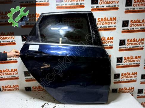 BMW 2 Serisi Sağ Arka Kapı çıkma parça