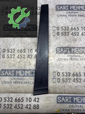 ÇIKMA FORD FUSİON SOL ARKA KAPI DİREK KAPLAMASI