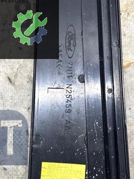 ÇIKMA FORD FUSİON SOL ARKA KAPI DİREK KAPLAMASI