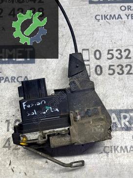 ÇIKMA FORD FUSİON SOL ARKA KAPI KİLİDİ